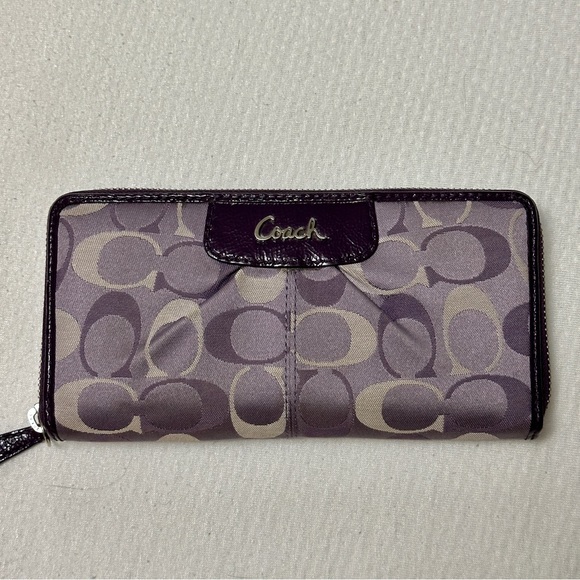 Authentic Coach Wallet - Picture 3 of 10